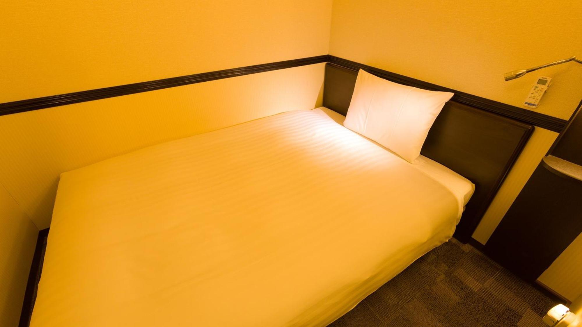 Toyoko Inn Tokyo Eki Yaesu Kita Guchi Room photo
